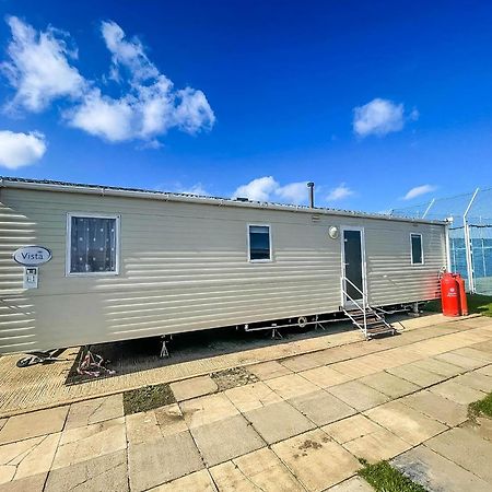 Cosy Caravan At California Cliffs In Norfolk, Near To Scratby Beach Ref 50001E Hotel Great Yarmouth Exterior foto